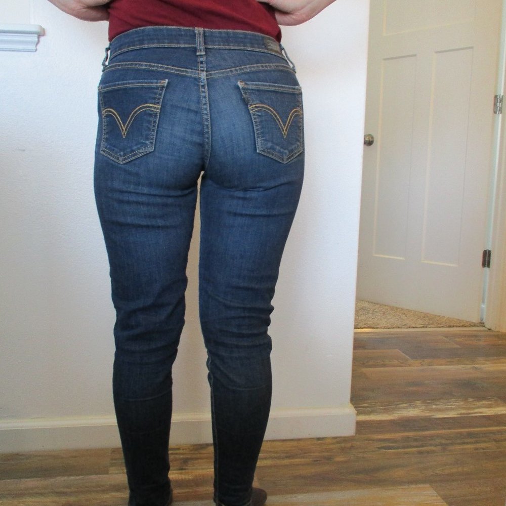 Levi's 535 Legging Skinny Jeans - Picture 2 of 5